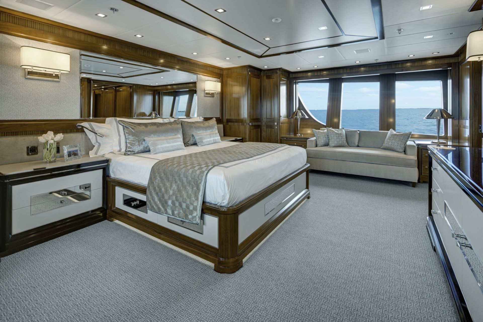 Alloy Yachts 39м CARYALI